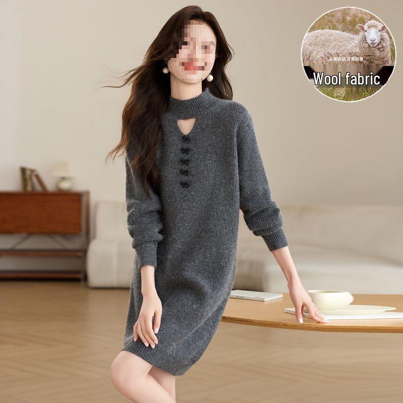Women s Mid-Length Wool Knit Base Layer Dress - Thick, Solid Color, Half-High Neck, Versatile for Autumn and Winter Coats 3XL 135-145 kg
Women s Mid-Length Wool Knit Base Layer Dress - Thick, Solid Color, Half-High Neck, Versatile for Autumn and Winter Coats 3XL 135-145 kg