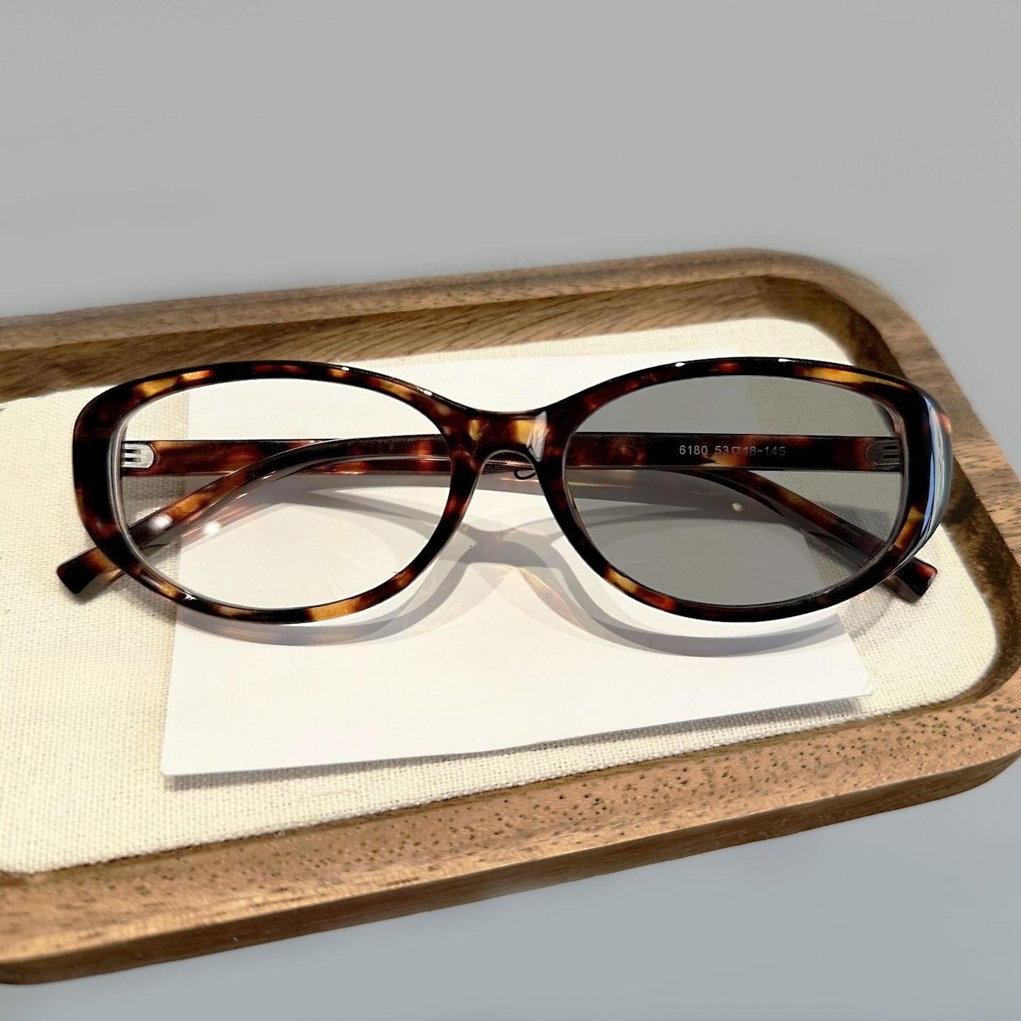 2026 New Fashionable HD Photochromic Women s Myopia Glasses Retro Ultra Light Neutral High Quality Anti Blue Light Glasses 0 леопардовый
2026 New Fashionable HD Photochromic Women s Myopia Glasses Retro Ultra Light Neutral High Quality Anti Blue Light Glasses 0 леопардовый