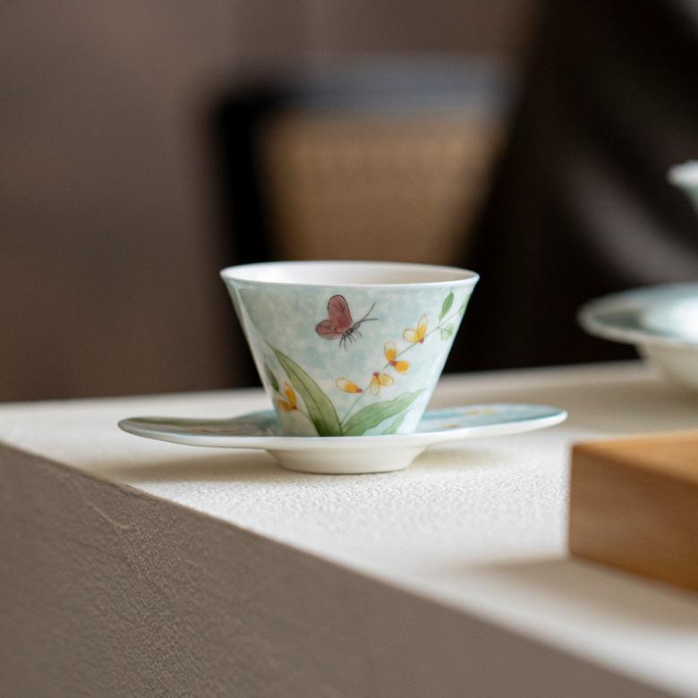 45ml Hand Drawn Orchid Butterfly Thin Body Teacup Antique Tea Bowl Mug Tea-tasting Meditation Cup Chazhan Master Cups Saucer
45ml Hand Drawn Orchid Butterfly Thin Body Teacup Antique Tea Bowl Mug Tea-tasting Meditation Cup Chazhan Master Cups Saucer