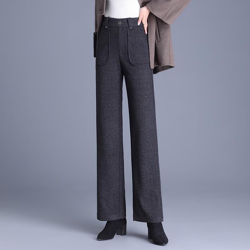 Женские шерстяные брюки с широкими штанинами и высокой посадкой из кашемира – Коллекция Осень/Зима 2025 M
Женские шерстяные брюки с широкими штанинами и высокой посадкой из кашемира – Коллекция Осень/Зима 2025 M
