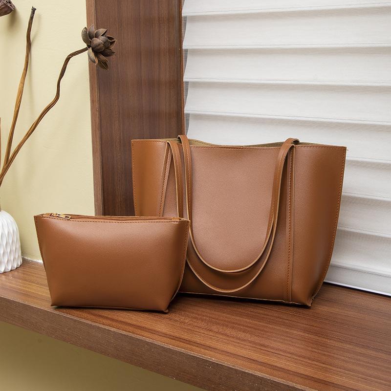 Women s bag solid color new Jane tote large bag casual mother and child shoulder handbag one piece коричневый
Women s bag solid color new Jane tote large bag casual mother and child shoulder handbag one piece коричневый