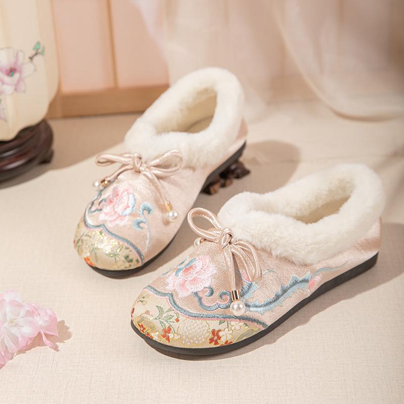 Женские зимние мокасины, тапочки, туфли-лоферы с подкладкой из искусственного меха, домашняя обувь для отдыха на открытом воздухе, теплая вышитая обувь на плоской подошве для женщин 37
Женские зимние мокасины, тапочки, туфли-лоферы с подкладкой из искусственного меха, домашняя обувь для отдыха на открытом воздухе, теплая вышитая обувь на плоской подошве для женщин 37