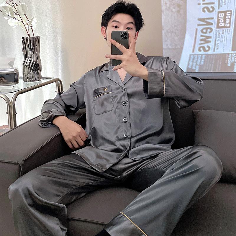 Couple pajamas spring and autumn can wear ice silk loungewear suit Internet celebrity explosion four seasons high-end loungewear men XXXL
Couple pajamas spring and autumn can wear ice silk loungewear suit Internet celebrity explosion four seasons high-end loungewear men XXXL