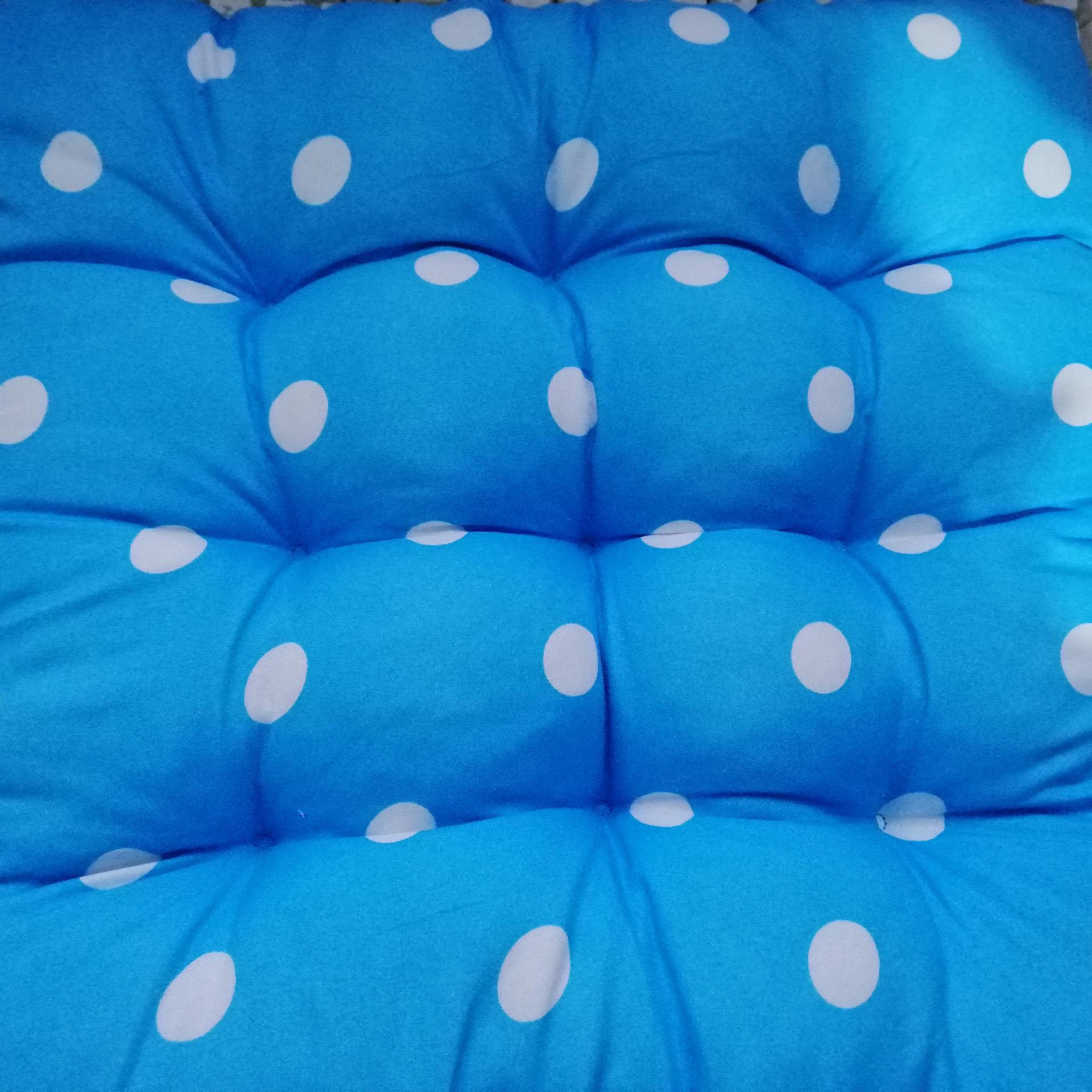 4040cm Removable Dining Garden Patio Home Kitchen Office Chair Seat Pad Cushion Blue
4040cm Removable Dining Garden Patio Home Kitchen Office Chair Seat Pad Cushion Blue