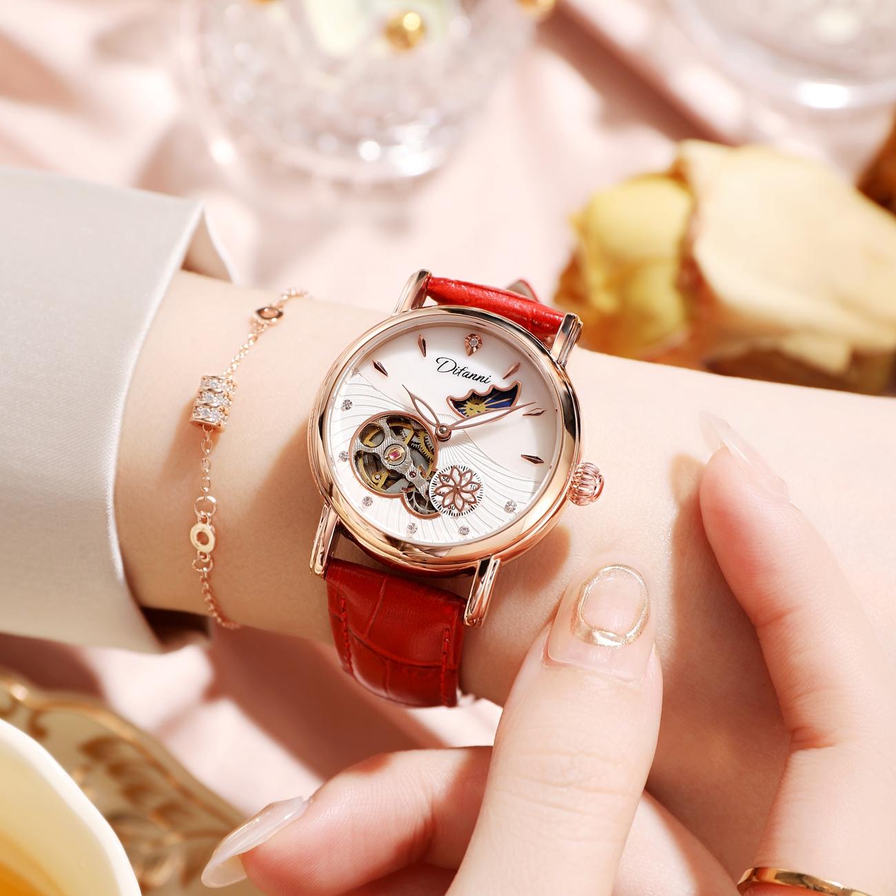 Dulunwe Rotatable Flowers Female Watch Women Top Brand Luxury Fashion Moon Phase Waterproof Lady Automatic Mechanical Watches рожевий колір золота/білий
Dulunwe Rotatable Flowers Female Watch Women Top Brand Luxury Fashion Moon Phase Waterproof Lady Automatic Mechanical Watches рожевий колір золота/білий