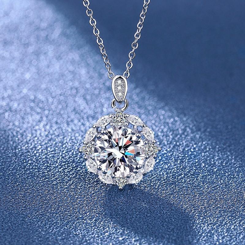 Color Moissanite Dia Woman Pendant Sier Necklace for Women Chains Party Bridal Fine Jewelry Silver Necklace
Color Moissanite Dia Woman Pendant Sier Necklace for Women Chains Party Bridal Fine Jewelry Silver Necklace