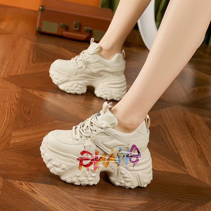 Dad shoes women s spring new fashion graffiti thick-soled muffin shoes versatile casual 10cm height-increasing women s shoes 34 белый
Dad shoes women s spring new fashion graffiti thick-soled muffin shoes versatile casual 10cm height-increasing women s shoes 34 белый