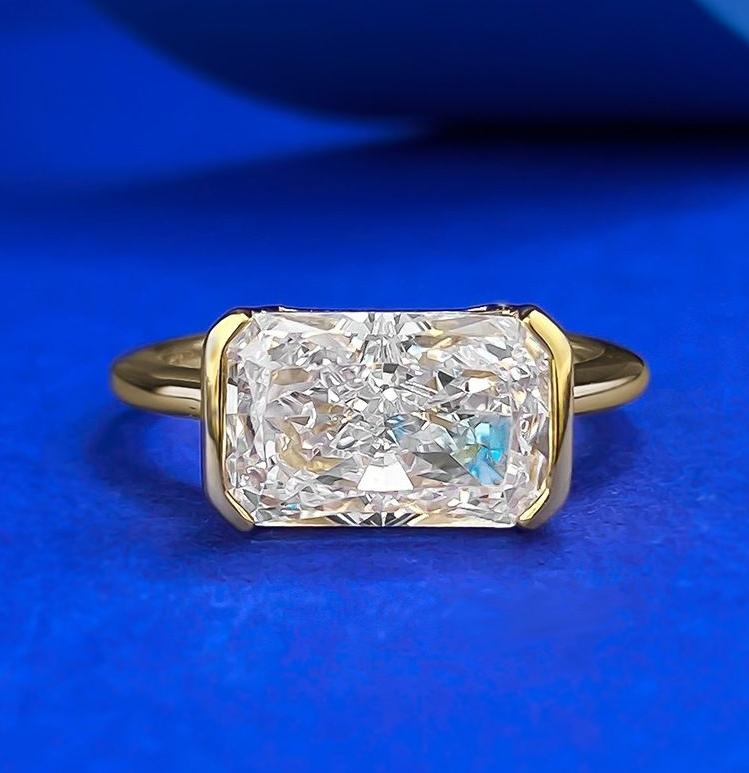 Vintage Style Broken Ice Cut 925 Silver Ring 7 * 11 High Carbon Diamond Cube Candy INS Diamond Ring Light Luxury Gift 9
Vintage Style Broken Ice Cut 925 Silver Ring 7 * 11 High Carbon Diamond Cube Candy INS Diamond Ring Light Luxury Gift 9