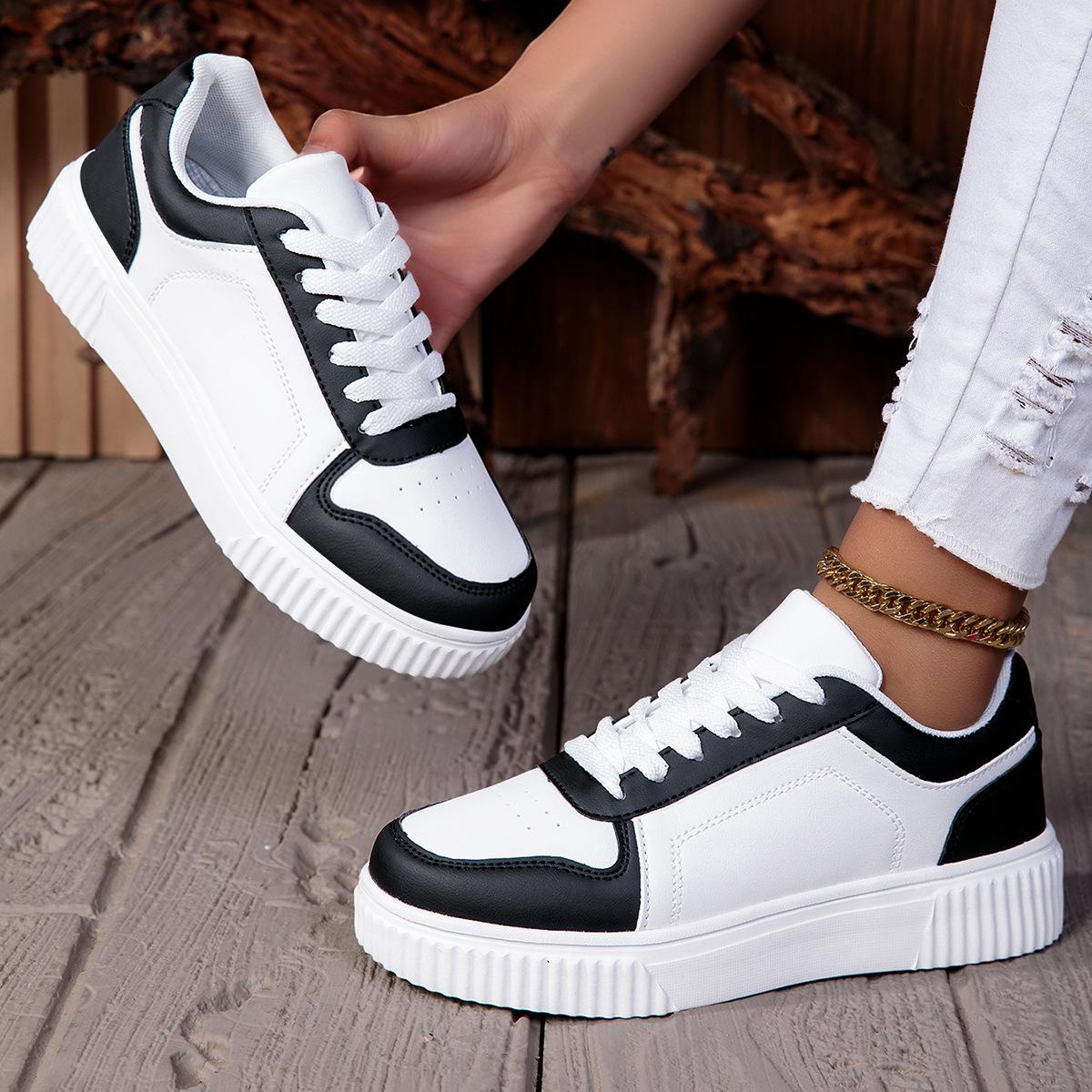 Simple solid color couple shoes, small white shoes, thick leather baseplate shoes, four-season single shoes increase height, sports 36
Simple solid color couple shoes, small white shoes, thick leather baseplate shoes, four-season single shoes increase height, sports 36