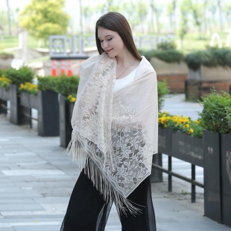 Ladies Sweet Lace Shawl 2025 New Bride Bridesmaid Cheongsam Dress Shawl Daily Casual Dinner Scarf Dual-purpose for Women бежевий
Ladies Sweet Lace Shawl 2025 New Bride Bridesmaid Cheongsam Dress Shawl Daily Casual Dinner Scarf Dual-purpose for Women бежевий