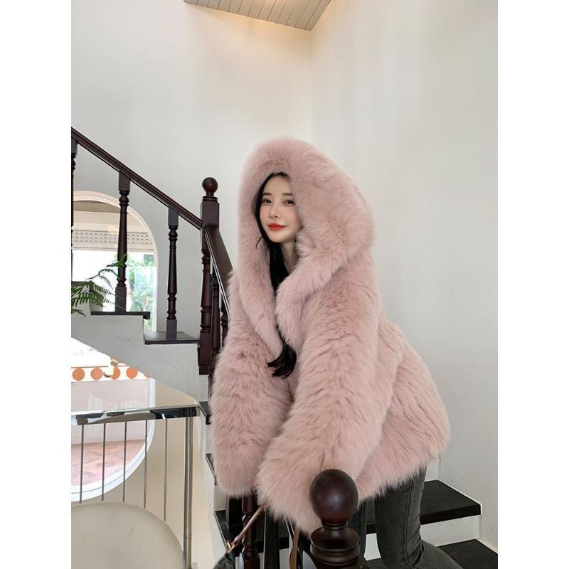 autumn and winter new hooded imitation fox fur coat women s loose and thin long fur coat fashion One size fits all рожевий
autumn and winter new hooded imitation fox fur coat women s loose and thin long fur coat fashion One size fits all рожевий