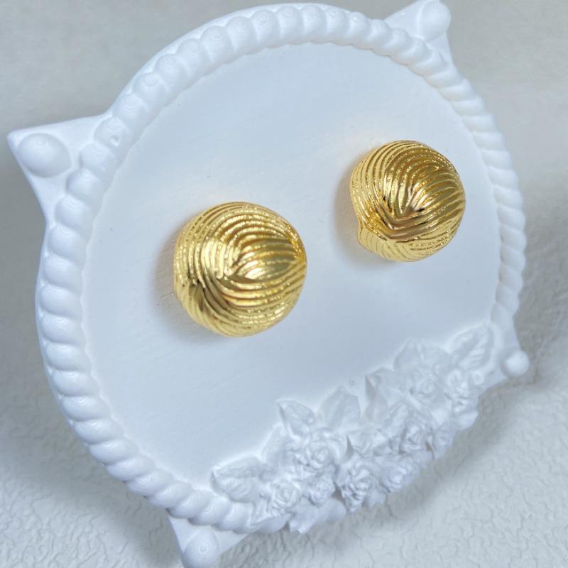 Европейские и американские геометрические серьги-гвоздики: Простой, Нишевый, Легкая Роскошь для Женщин
Европейские и американские геометрические серьги-гвоздики: Простой, Нишевый, Легкая Роскошь для Женщин