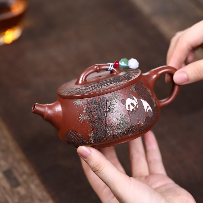 280ml Yixing Purple Clay Teapots Handmade Panda Large Caliber Pot Raw Ore Downhill Mud Tea Brewing Kettle With Filter Zisha Tea
280ml Yixing Purple Clay Teapots Handmade Panda Large Caliber Pot Raw Ore Downhill Mud Tea Brewing Kettle With Filter Zisha Tea