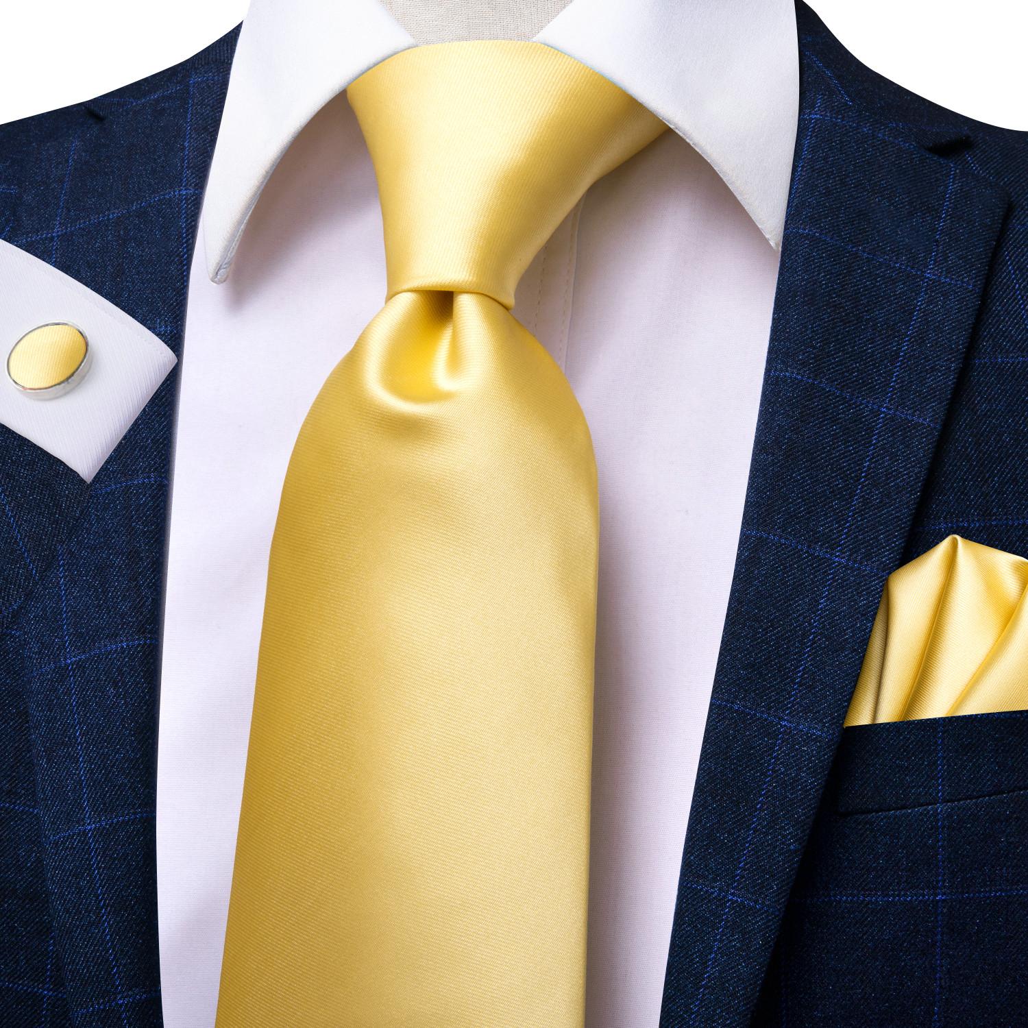 Hi-Tie новая мода мужской галстук бизнес галстук носовой платок запонки галстук набор N-3264
Hi-Tie новая мода мужской галстук бизнес галстук носовой платок запонки галстук набор N-3264