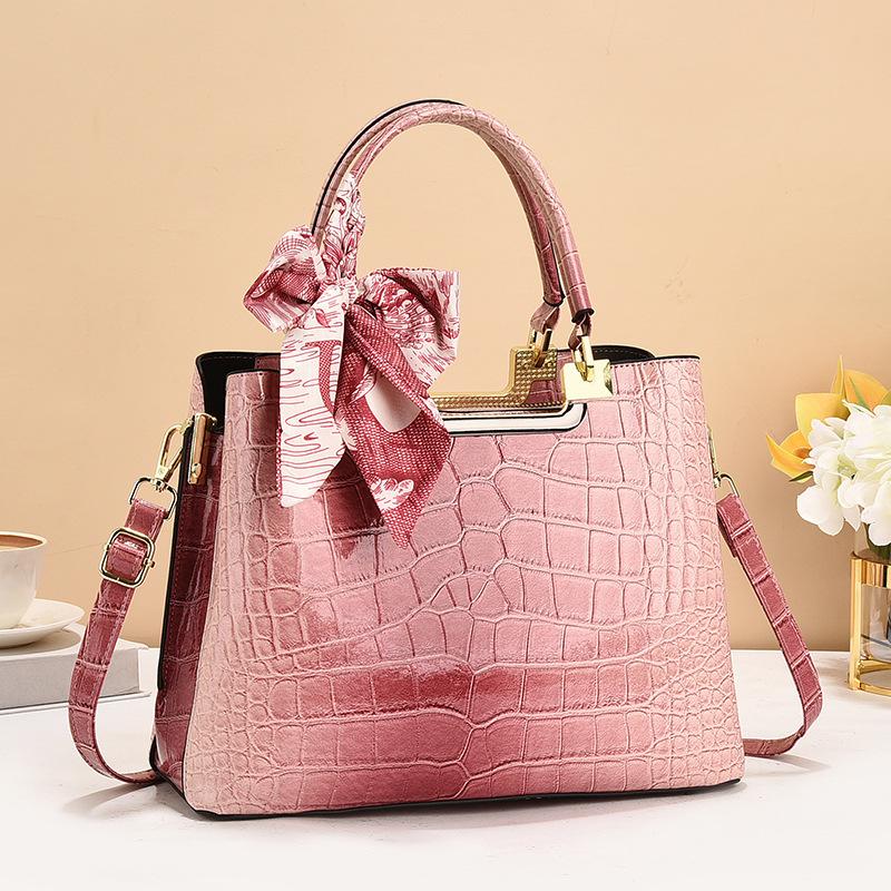 Elegant Crocodile-Pattern Tote Bag With Adjustable Strap And Zipper Closure - Ideal For Work, Travel, And Daily Commute
Elegant Crocodile-Pattern Tote Bag With Adjustable Strap And Zipper Closure - Ideal For Work, Travel, And Daily Commute