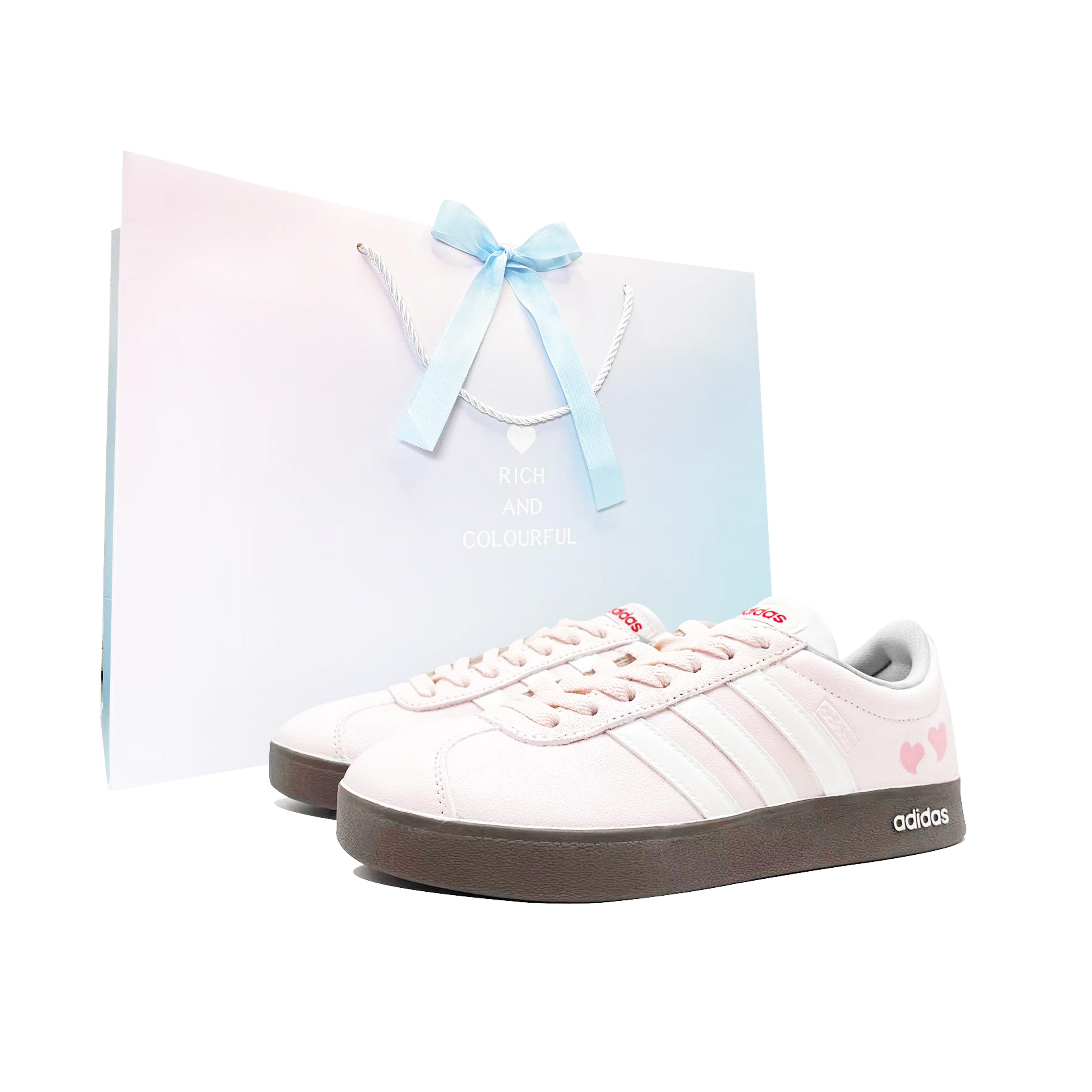 Adidas VL COURT 2.0 Pink Heart Lover Cushioning Abrasion Resistant Low top Skateboard Shoes Unisex Pink White HQ1802(Team847--) 35⅔
Adidas VL COURT 2.0 Pink Heart Lover Cushioning Abrasion Resistant Low top Skateboard Shoes Unisex Pink White HQ1802(Team847--) 35⅔