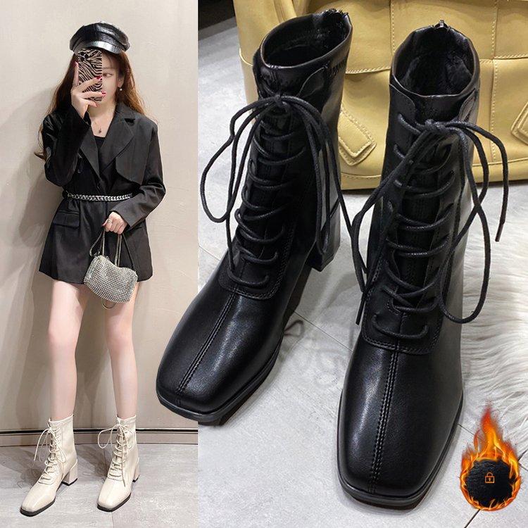 Женские сапоги на высоком каблуке 2024 года, квадратная обувь на шнуровке, массивные туфли на каблуках, модные ботинки в стиле ретро в стиле минимализма, удобные ботинки челси 39 чёрный
Женские сапоги на высоком каблуке 2024 года, квадратная обувь на шнуровке, массивные туфли на каблуках, модные ботинки в стиле ретро в стиле минимализма, удобные ботинки челси 39 чёрный