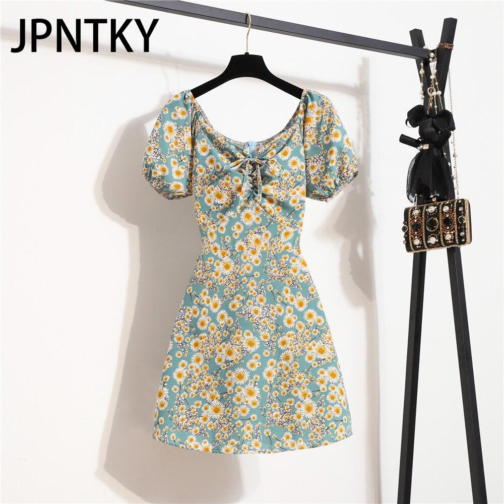 Богемные женские мини-сексуальные платья, летние платья с цветочным принтом и плиссированными оборками, элегантные короткие платья с рукавами-фонариками, корейские женские платья Vestidos XL
Богемные женские мини-сексуальные платья, летние платья с цветочным принтом и плиссированными оборками, элегантные короткие платья с рукавами-фонариками, корейские женские платья Vestidos XL