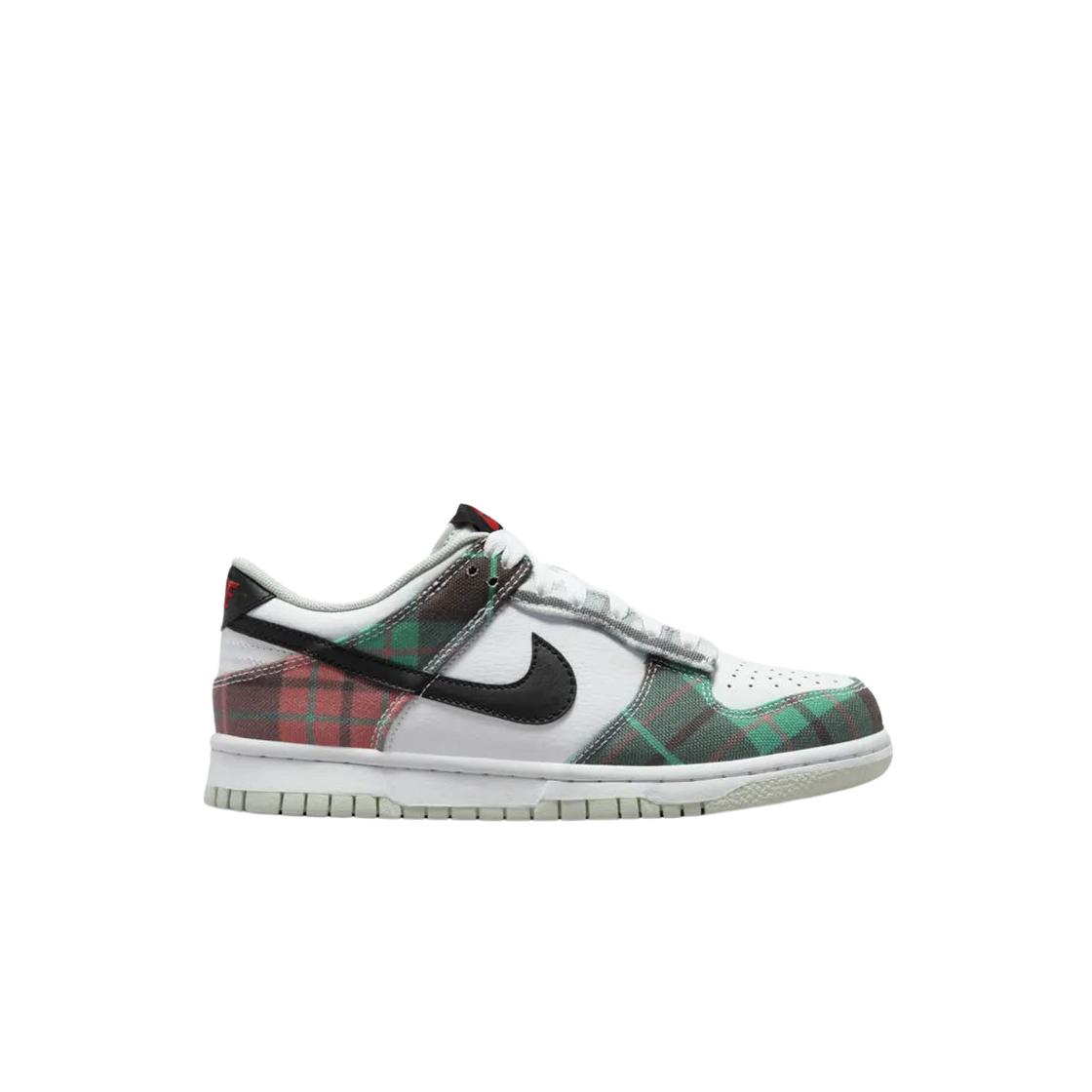 GS Nike Dunk Low Retro PRM Белый и Черный DV8919-100 Дети 
GS Nike Dunk Low Retro PRM Белый и Черный DV8919-100 Дети