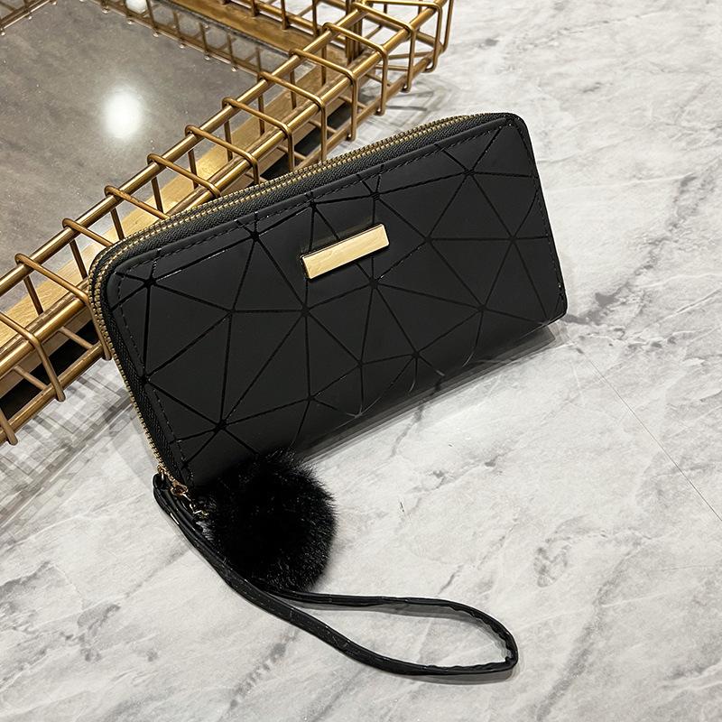 Женский длинный кошелек новый многокарточный корейский клатч на двойной молнии бриллиантовый шерстяной шарик женский кошелек
Женский длинный кошелек новый многокарточный корейский клатч на двойной молнии бриллиантовый шерстяной шарик женский кошелек