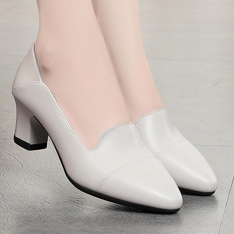 Модные женские милые европейские стильные туфли на круглом носке из черной искусственной кожи с квадратным каблуком женские повседневные туфли на среднем каблуке красного вина 37(Foot23.5cm)
Модные женские милые европейские стильные туфли на круглом носке из черной искусственной кожи с квадратным каблуком женские повседневные туфли на среднем каблуке красного вина 37(Foot23.5cm)