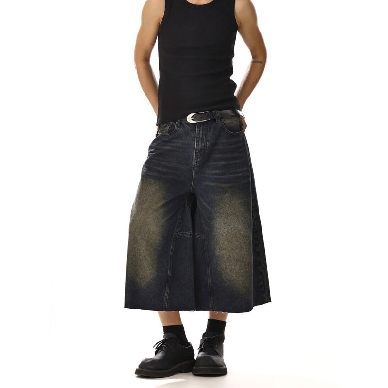 American vintage Dirty Dyeing Distressed Demin shorts Men s and Women s Loose Casual Straight Wide-Leg Ruffle Handsome Capri Pants Fashion Brand Vintage Blue X L
American vintage Dirty Dyeing Distressed Demin shorts Men s and Women s Loose Casual Straight Wide-Leg Ruffle Handsome Capri Pants Fashion Brand Vintage Blue X L