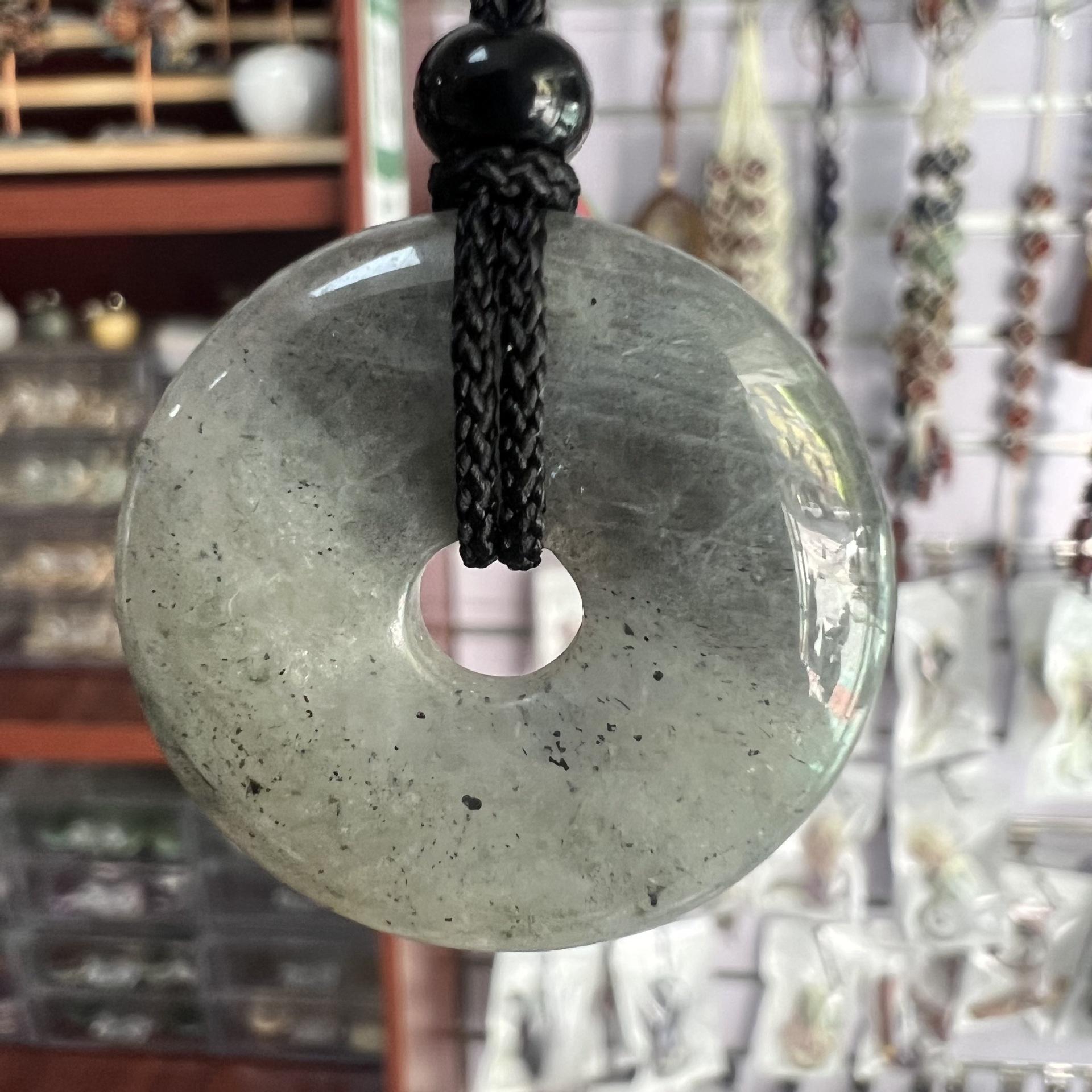 Ожерелье-подвеска в виде бублика с аметистом, 30 мм, плетение в стиле Инс
Ожерелье-подвеска в виде бублика с аметистом, 30 мм, плетение в стиле Инс