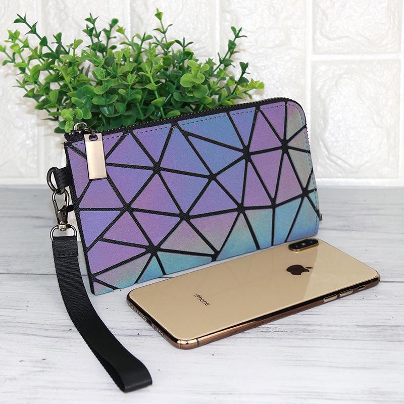 Luminous Women s Geometric Floral Iridescent Clutch - Trendy, Color-Changing Fashion with Zipper
Luminous Women s Geometric Floral Iridescent Clutch - Trendy, Color-Changing Fashion with Zipper