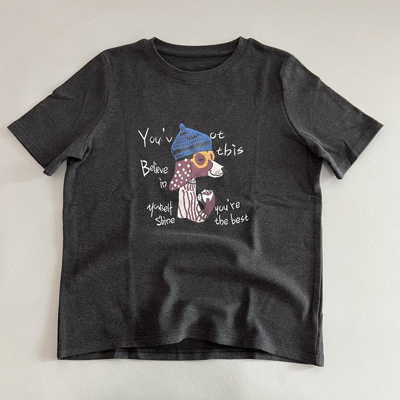 Women s Blue Hat Puppy Cartoon T-Shirt - Round Neck, Short Sleeve, Loose Fit, Slimming, Versatile, Spring New Arrival. One Size темно-серого
Women s Blue Hat Puppy Cartoon T-Shirt - Round Neck, Short Sleeve, Loose Fit, Slimming, Versatile, Spring New Arrival. One Size темно-серого