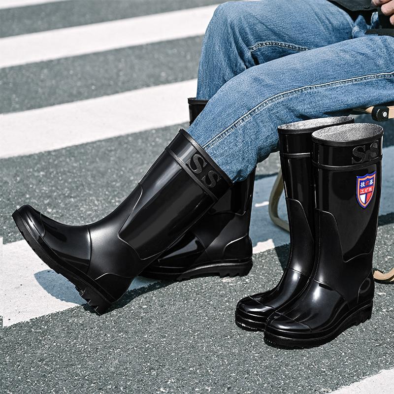 Black rain shoes high tube men s water shoes waterproof and non-slip glue shoes warm medium tube men s water boots feet rain boots 44
Black rain shoes high tube men s water shoes waterproof and non-slip glue shoes warm medium tube men s water boots feet rain boots 44
