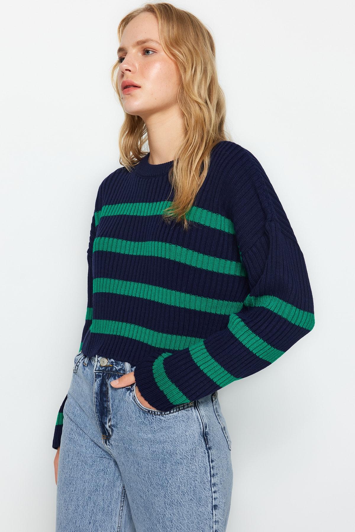 Women s Fashion New Sweater Navy Blue Crop Striped Knitwear Sweater L темно-сірий колір
Women s Fashion New Sweater Navy Blue Crop Striped Knitwear Sweater L темно-сірий колір
