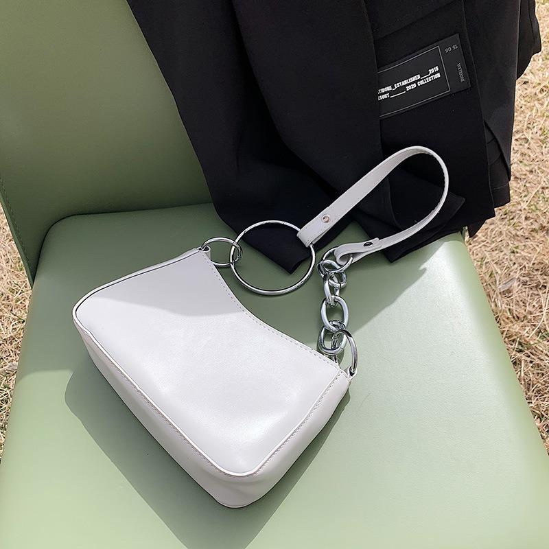 Новая нишевая дизайнерская женская сумка, высококачественная цепочка, наплечная сумка, кожаная сумка под мышкой, OEM 21X6X13cm белый
Новая нишевая дизайнерская женская сумка, высококачественная цепочка, наплечная сумка, кожаная сумка под мышкой, OEM 21X6X13cm белый