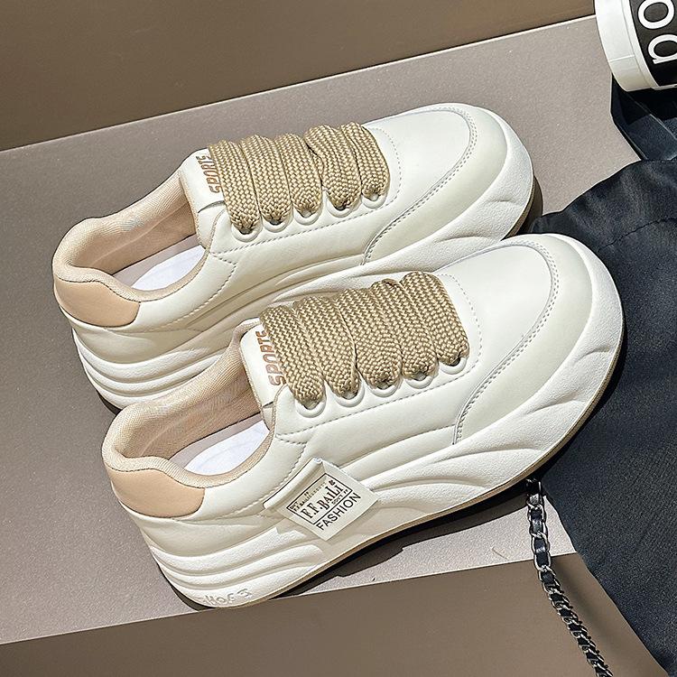 Leather bread little white shoes women s new versatile soft leather soft sole platform casual shoes sports board shoes women 35
Leather bread little white shoes women s new versatile soft leather soft sole platform casual shoes sports board shoes women 35