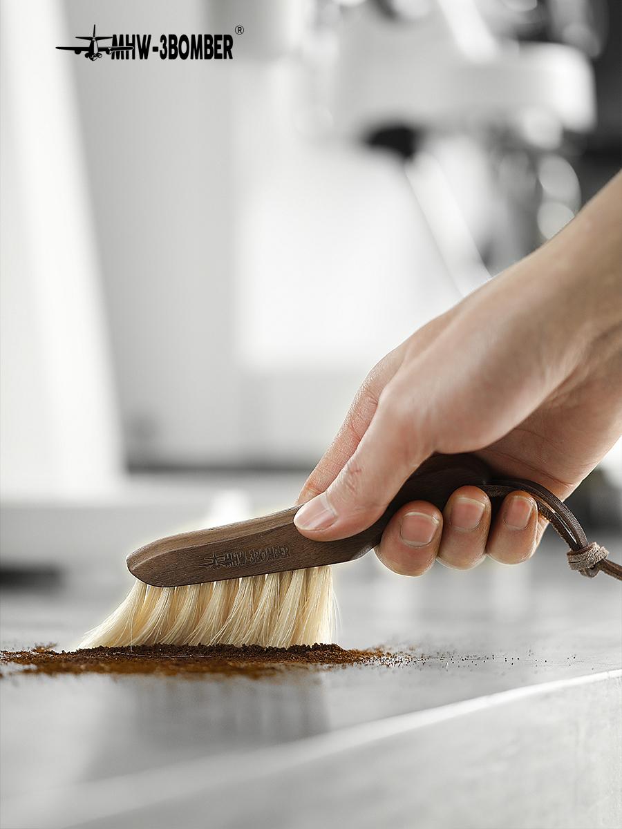 MHW-3BOMBER Coffee Grinde Machine Cleaning Brush Vintage Solid Wood Brush Professional Home Barista Clean Tool Cafe Accessories
MHW-3BOMBER Coffee Grinde Machine Cleaning Brush Vintage Solid Wood Brush Professional Home Barista Clean Tool Cafe Accessories