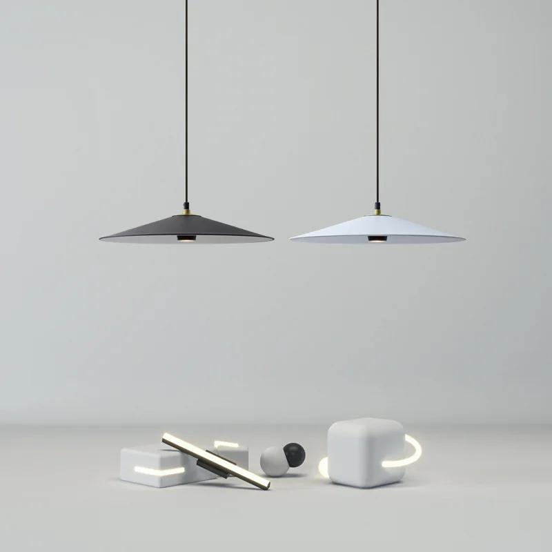 Vintage pendant light minimalist metal light fixture Nordic luxury creative personality dinning room bar black pendant light Cold White чёрный
Vintage pendant light minimalist metal light fixture Nordic luxury creative personality dinning room bar black pendant light Cold White чёрный