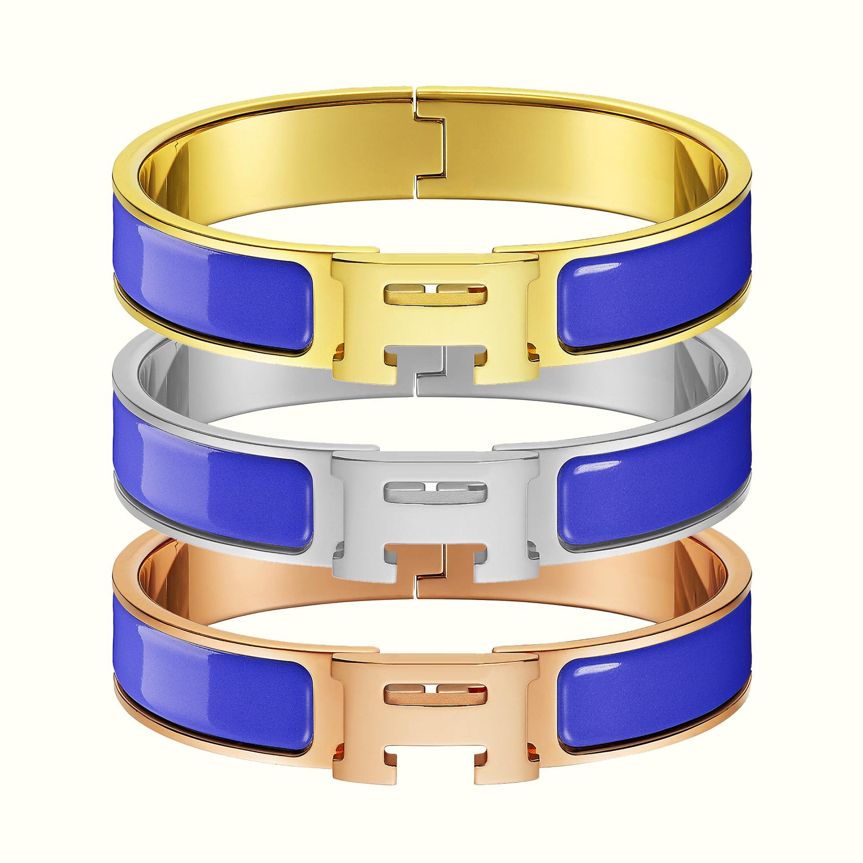 Классический браслет с буквой H, Многоцветный эмалевый браслет, Гальваническое покрытие 18-каратным золотом, Розовое золото 2025 Inner diameter 19CM Rose
Классический браслет с буквой H, Многоцветный эмалевый браслет, Гальваническое покрытие 18-каратным золотом, Розовое золото 2025 Inner diameter 19CM Rose