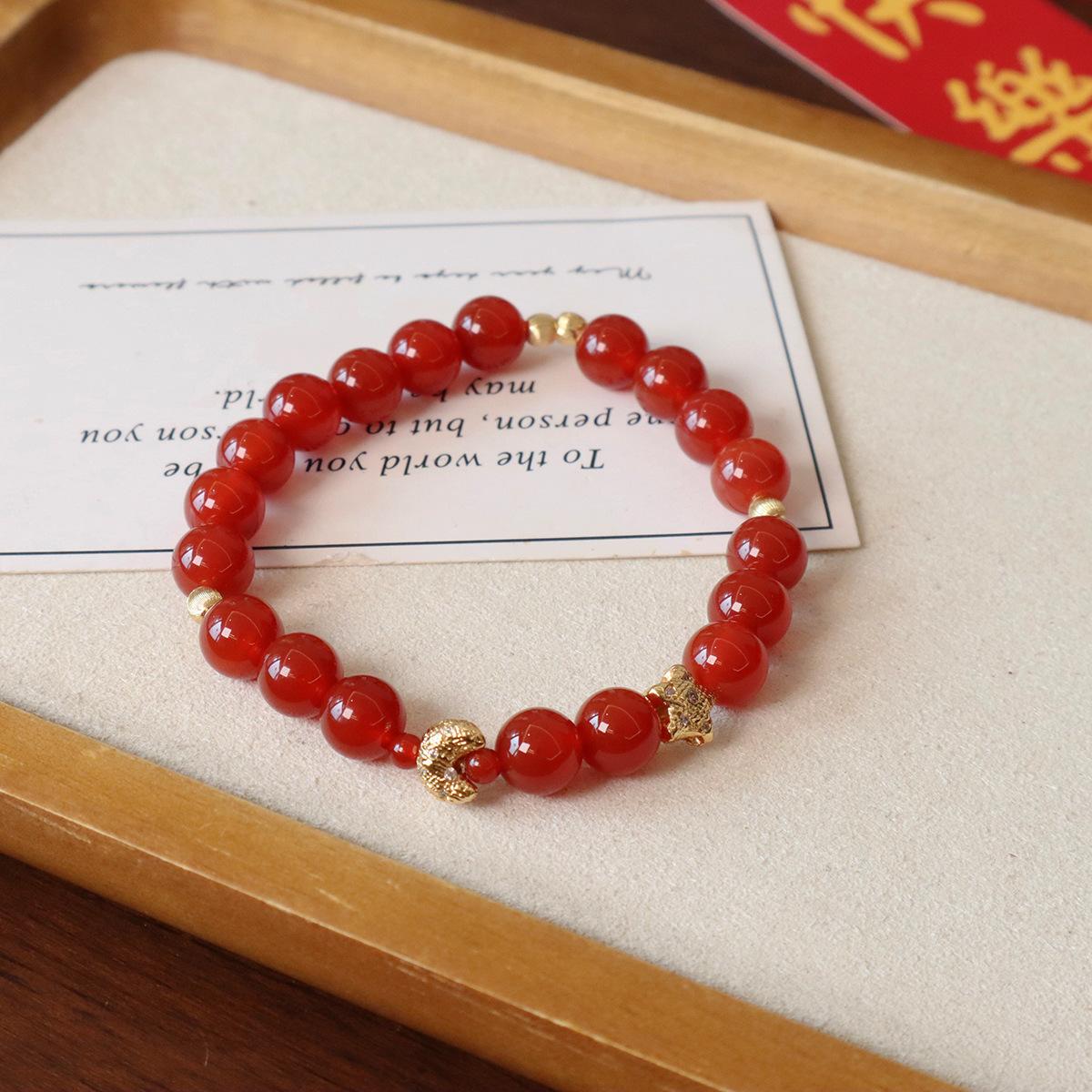 Natural agate bracelet, round bead pony pendant, bracelet, female simple handmade elastic rope design bracelet.fashion women daily jewelry gift
Natural agate bracelet, round bead pony pendant, bracelet, female simple handmade elastic rope design bracelet.fashion women daily jewelry gift