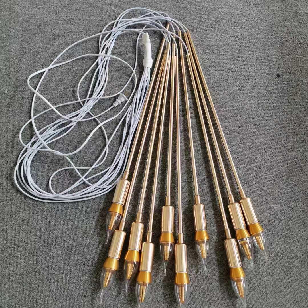 Свадебное украшение: дорожка к алтарю «Звездный свет» и люстра Golden Warm Light
Свадебное украшение: дорожка к алтарю «Звездный свет» и люстра Golden Warm Light