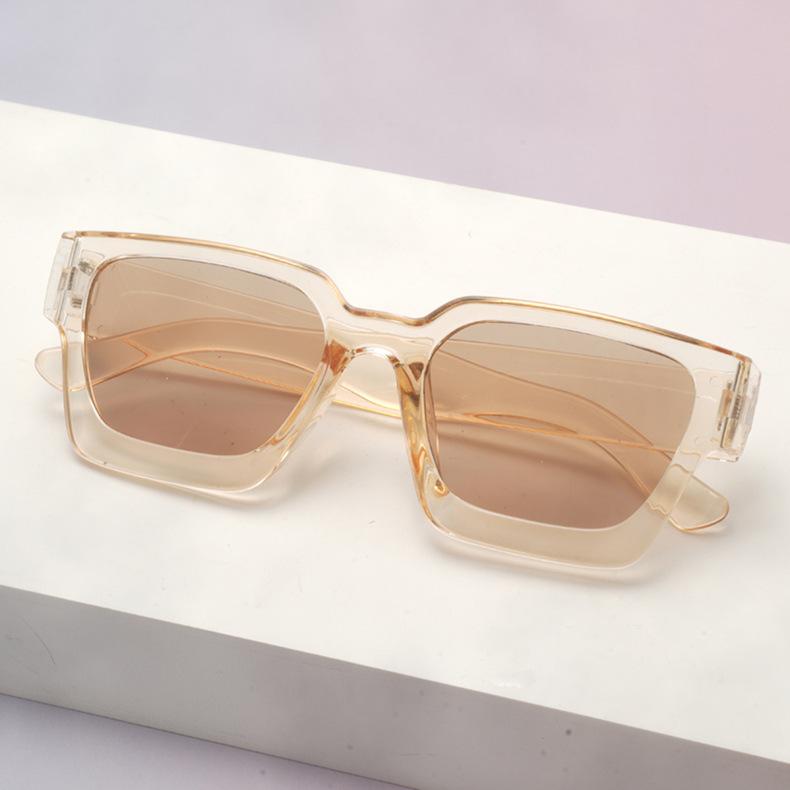 2026 Bold Square Sunglasses Multiple Color Options Transparent Jelly Frame Eyewear for All Genders and Summer Outfits KJ181
2026 Bold Square Sunglasses Multiple Color Options Transparent Jelly Frame Eyewear for All Genders and Summer Outfits KJ181