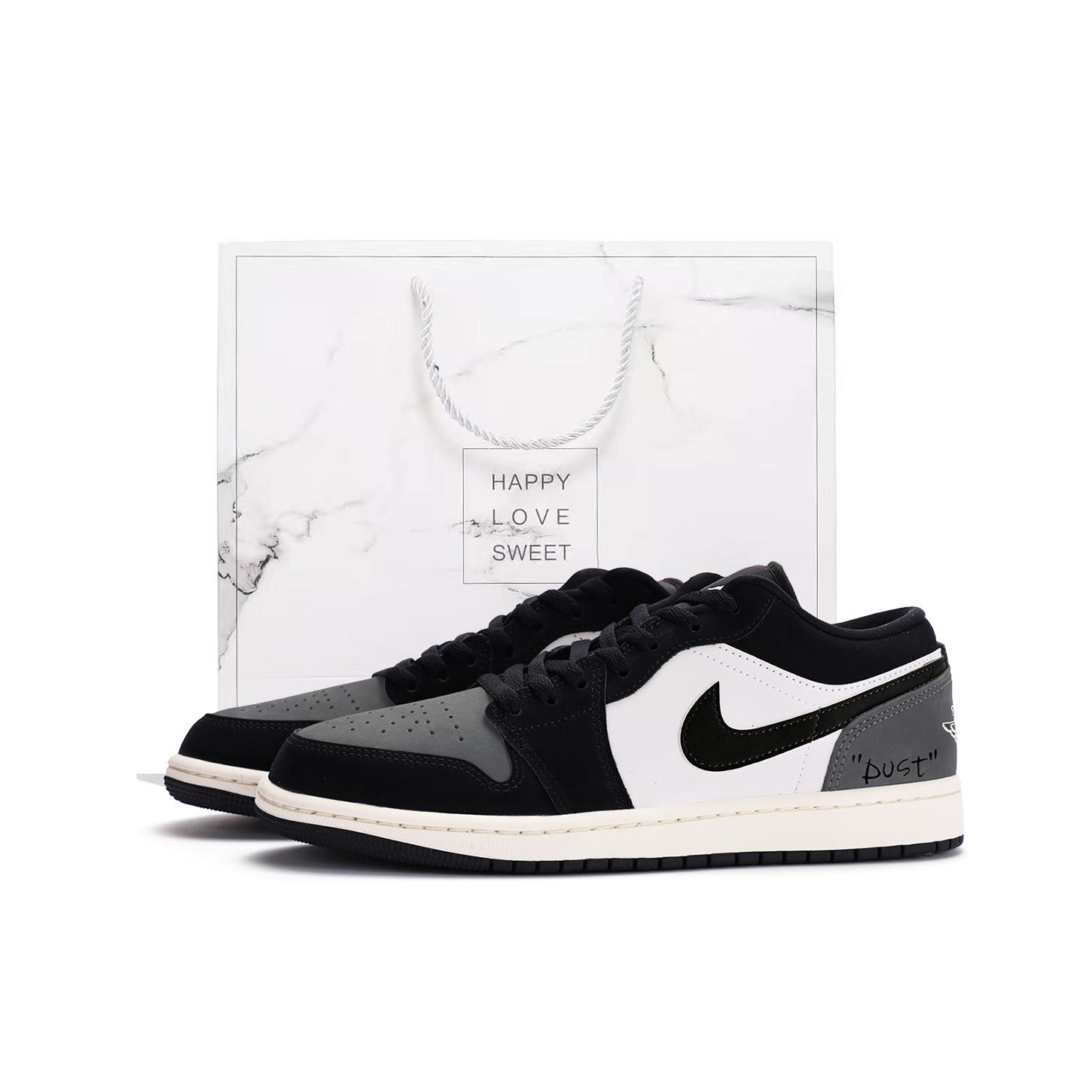 Jordan Air Jordan 1 Low top Vintage Basketball Shoes Unisex Black White II3788-003(Team59-SBOX) 44
Jordan Air Jordan 1 Low top Vintage Basketball Shoes Unisex Black White II3788-003(Team59-SBOX) 44