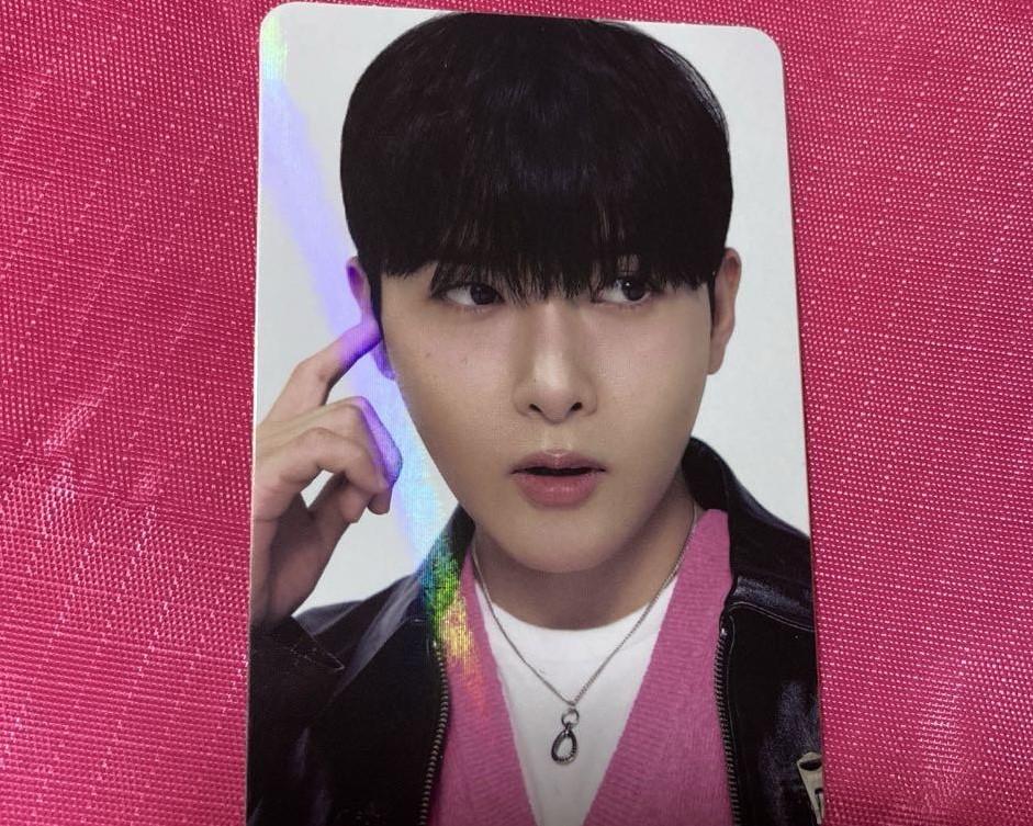 Использованная официальная благотворительная фотокарточка SMTOWN LIVE 2025 SUPER JUNIOR RYEOWOOK hottracks Limited SEOUL SMT
Использованная официальная благотворительная фотокарточка SMTOWN LIVE 2025 SUPER JUNIOR RYEOWOOK hottracks Limited SEOUL SMT