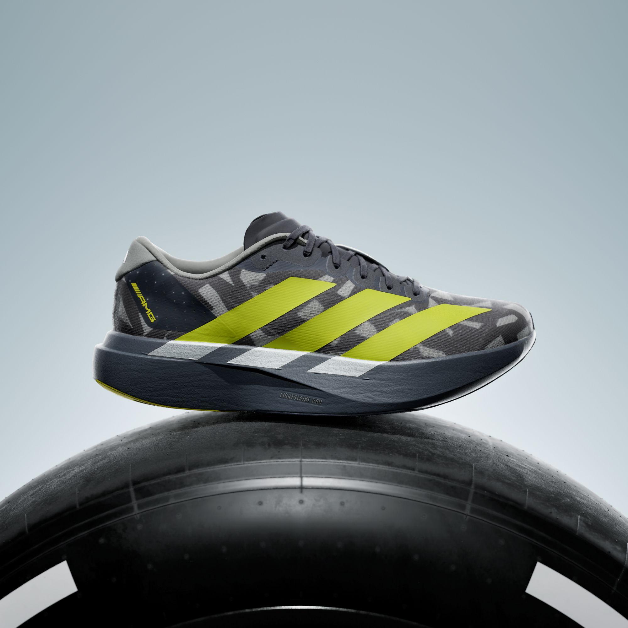 AMG x adidas Motorsport Adizero Evo SL Aurora Onix Acid Yellow Grey T 42
AMG x adidas Motorsport Adizero Evo SL Aurora Onix Acid Yellow Grey T 42