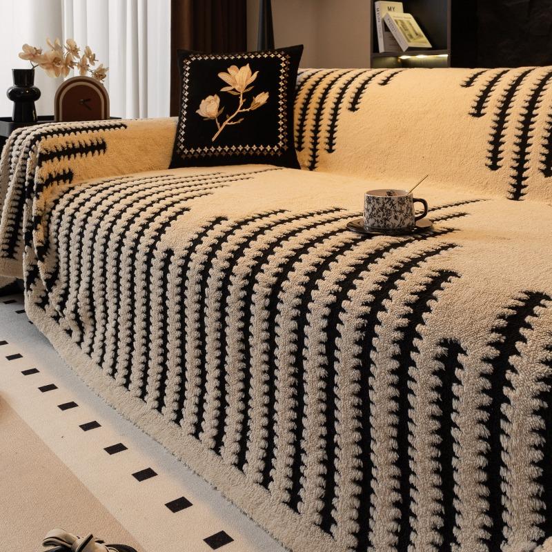 Thicken Warm Jacquard Tuffed Fleece Sofa Towel, for Living Room Bedding Room Large Relax Leisure Blanket Couch Cover Decor 180x90cm бежевый
Thicken Warm Jacquard Tuffed Fleece Sofa Towel, for Living Room Bedding Room Large Relax Leisure Blanket Couch Cover Decor 180x90cm бежевый