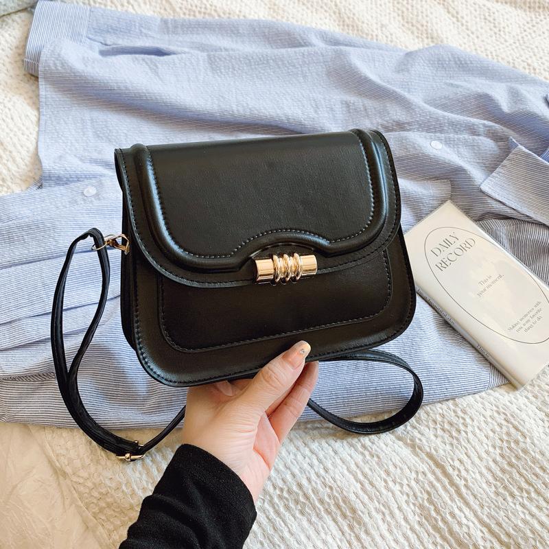 Премиальная сумка женская 2025 новая весенне-летняя мода ретро маленькая квадратная сумка универсальная на плечо сумка-мессенджер чёрный
Премиальная сумка женская 2025 новая весенне-летняя мода ретро маленькая квадратная сумка универсальная на плечо сумка-мессенджер чёрный