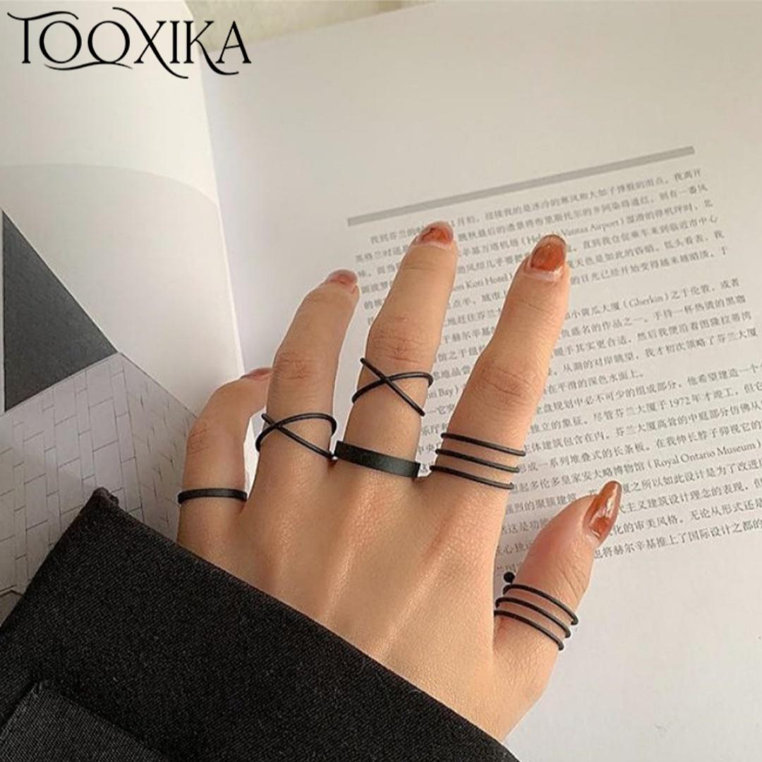 Кольцо Tooxika Open Geometric Cross Ring Retro Personality из шести металлических колец на указательный палец
Кольцо Tooxika Open Geometric Cross Ring Retro Personality из шести металлических колец на указательный палец
