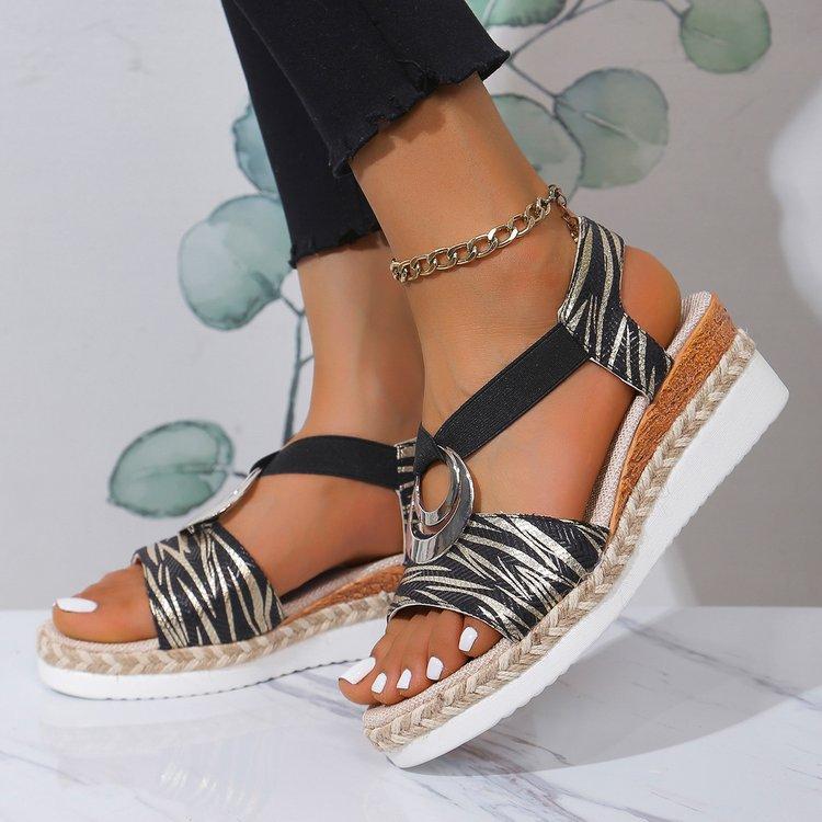 Large size sandals summer new metal buckle decorative hemp rope wedge heel light bottom fish mouth sandals 36 чорний
Large size sandals summer new metal buckle decorative hemp rope wedge heel light bottom fish mouth sandals 36 чорний