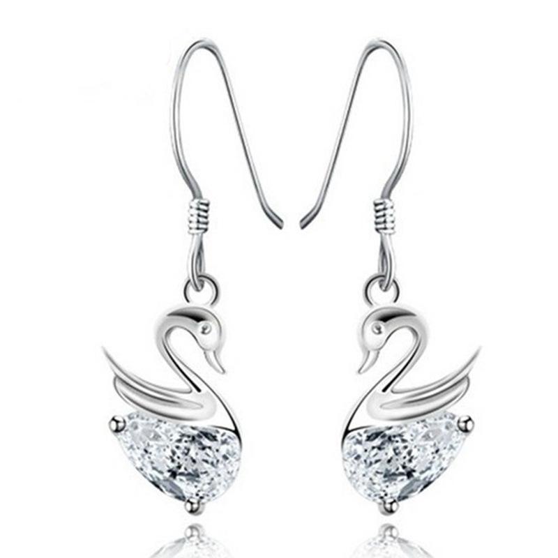 Элегантные серьги-лебеди со стразами - Корейская мода, Тренд любви к белым бриллиантам
Элегантные серьги-лебеди со стразами - Корейская мода, Тренд любви к белым бриллиантам
