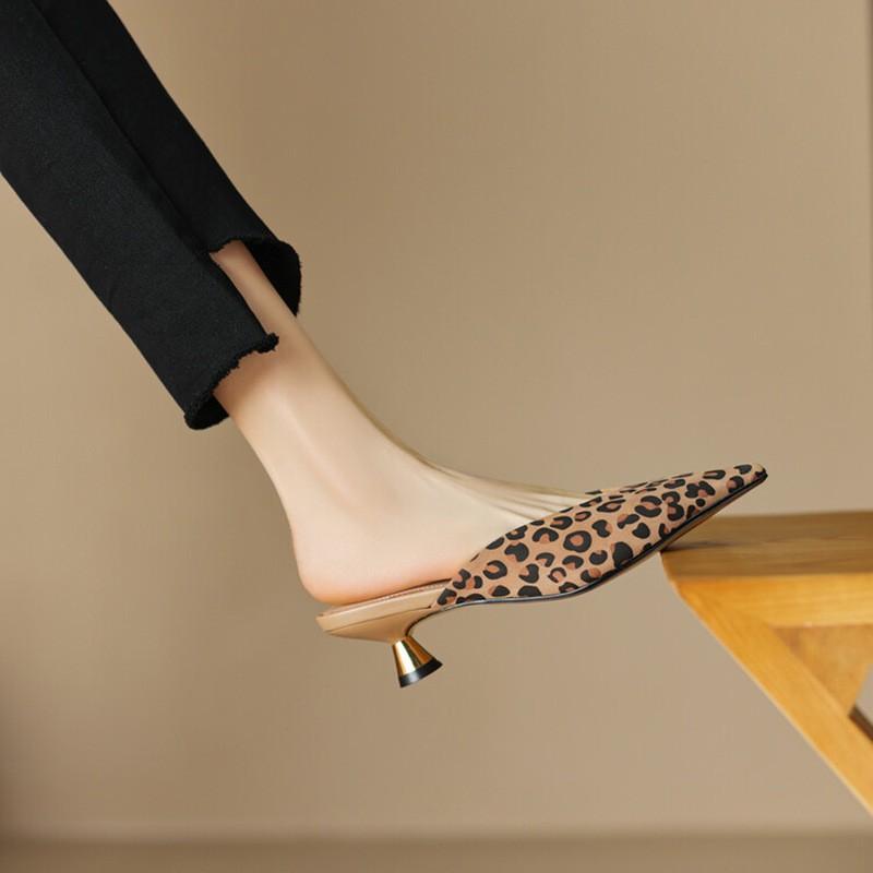 Niche Design Sense Of Year Pointed Head Thin Heel Bag Head Medium Heel Half Slippers Female Leopard Print Versatile Sandals 34 цветной печати леопарда
Niche Design Sense Of Year Pointed Head Thin Heel Bag Head Medium Heel Half Slippers Female Leopard Print Versatile Sandals 34 цветной печати леопарда