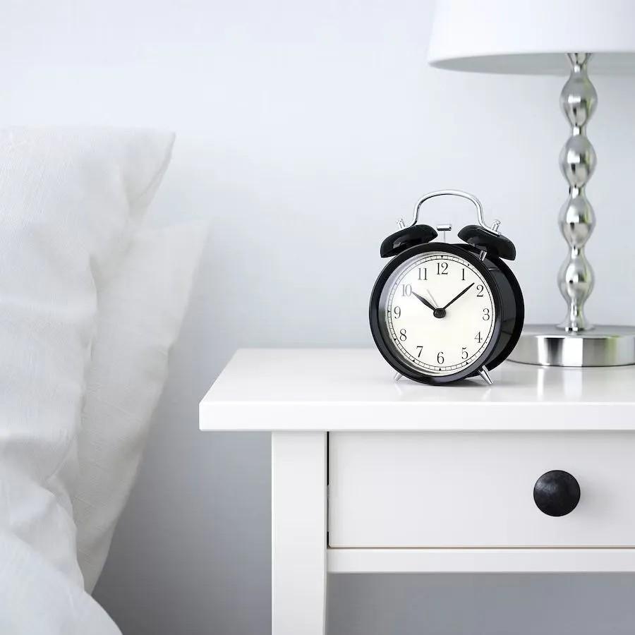 Classic Retro Metal Bedside Alarm Clock Creative Clock Desktop Clock Bedroom Table Clock Quartz Clock Silent One Size чорний
Classic Retro Metal Bedside Alarm Clock Creative Clock Desktop Clock Bedroom Table Clock Quartz Clock Silent One Size чорний