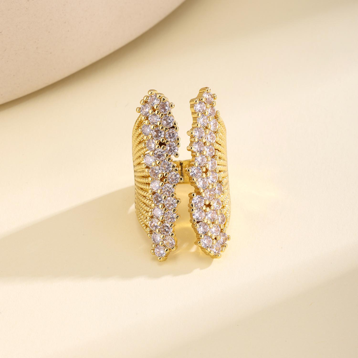 Nidin High Quality H Shape Colorful Cubic Zirconia Open Cuff Ring For Women Light Luxury Statement Finger Jewelry Party Wedding resizable золотий
Nidin High Quality H Shape Colorful Cubic Zirconia Open Cuff Ring For Women Light Luxury Statement Finger Jewelry Party Wedding resizable золотий